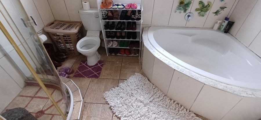 4 Bedroom Property for Sale in Haven Hills Eastern Cape